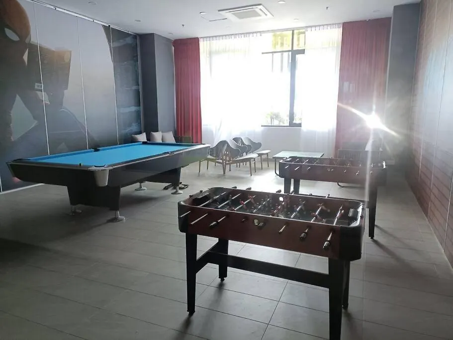 Apartment Sky Trees 4 Guests High Floor Nflix Hbo Disney Garden View A1801 Johor Bahru